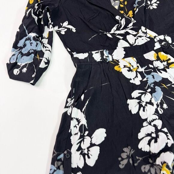 Yumi Kim Liz Romper Womens Small Love Triangle Black Floral Wrap Front One Piece - Picture 2 of 12